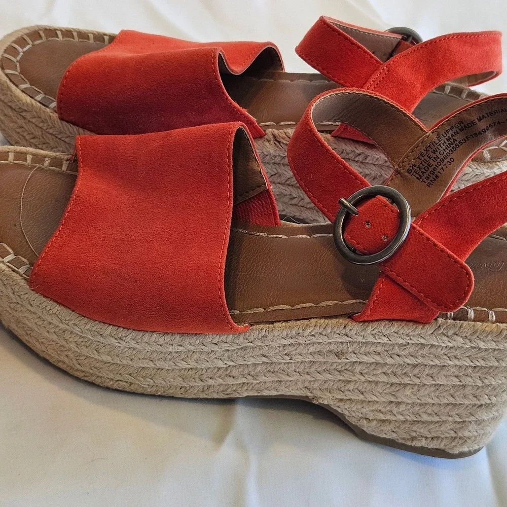 Universal Thread Women's Espadrille Wedge Platform Sandals Orange Suede